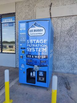 ICE MACHINE BUSINESS FOR SALE  Everest XV