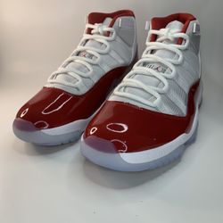 Air Jordan 11 “cherry” Size 11