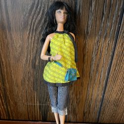 Barbie Top Model Teresa Doll 2007 Mattel #M3232 Pre Owned