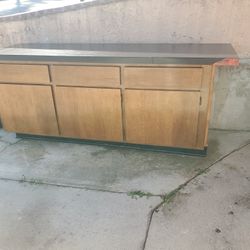 GARAGE / WORKSHOP CABINET