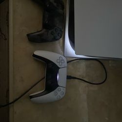 PlayStation 5 Controllers 