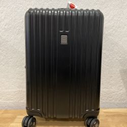 NEW Carry On Luggage & USB, SwissGear Hardside Expandable Luggage W/ Spinner Wheels, TSA Lock !