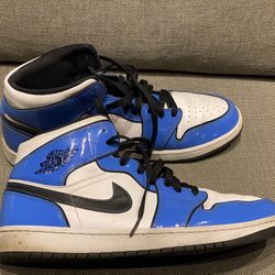 Size 13 - Jordan 1 Mid SE Signal Blue