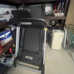 Spirit Treadmill 