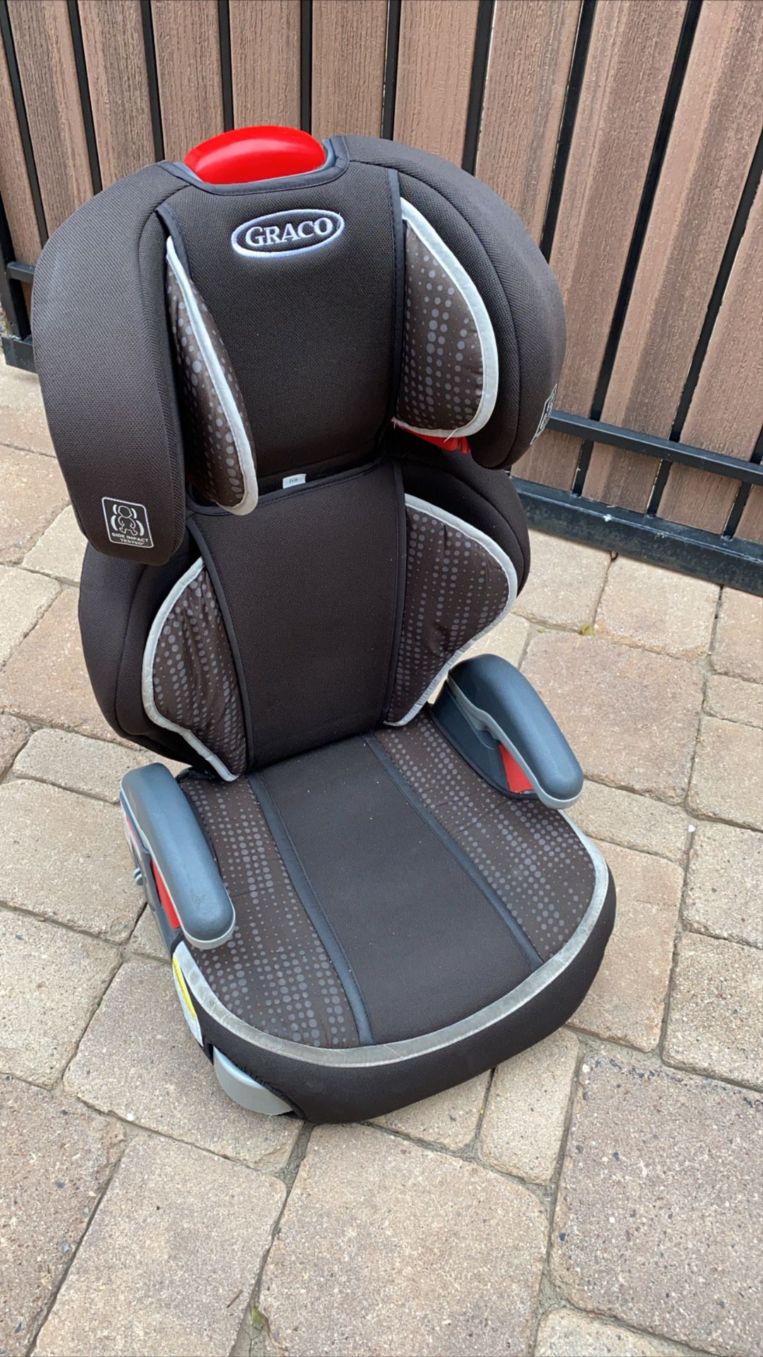 Grace- booster seat with removable back