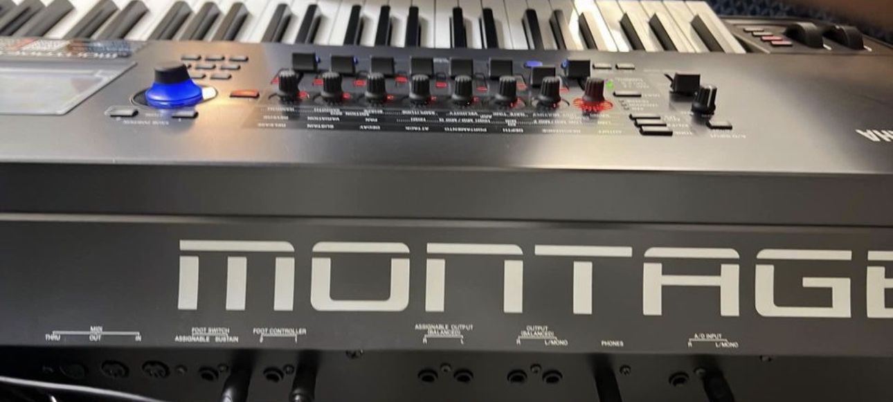 Yamaha Montage 8 *MINT CONDITION*