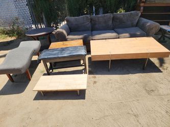 FREE!! FURNITURE IN VAN NUYS!! FREE!!