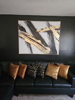2 large wall pictures black and gold