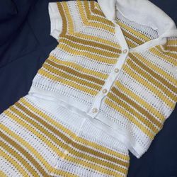 Large Yellow & White Short 2 Piece Set