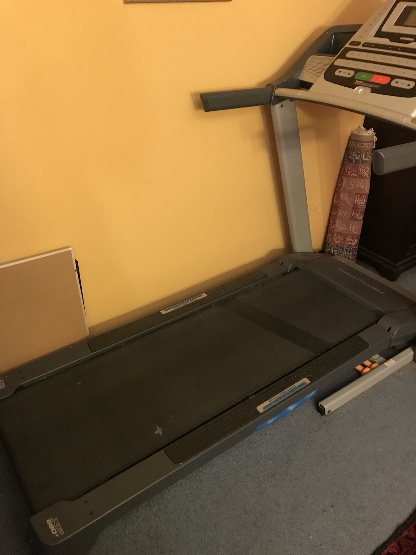 Proform 2025 690t treadmill