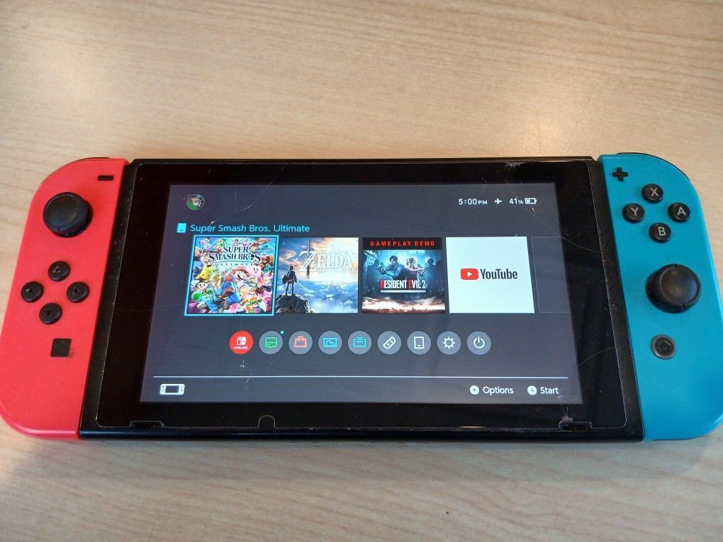 Nintendo Switch For $120. Cracked Screen But Works Great.