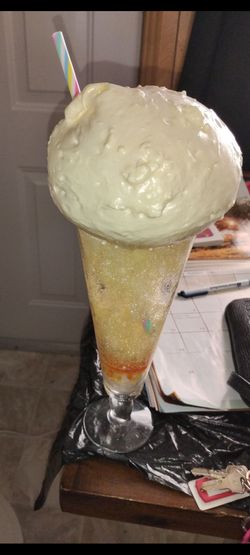 Artificial fake them out drink , ice cream float vibe