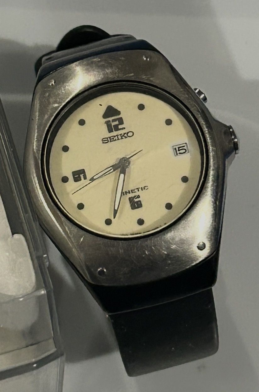 Seiko Kinetic from 90’s unisex - Have Three Different Ones 
