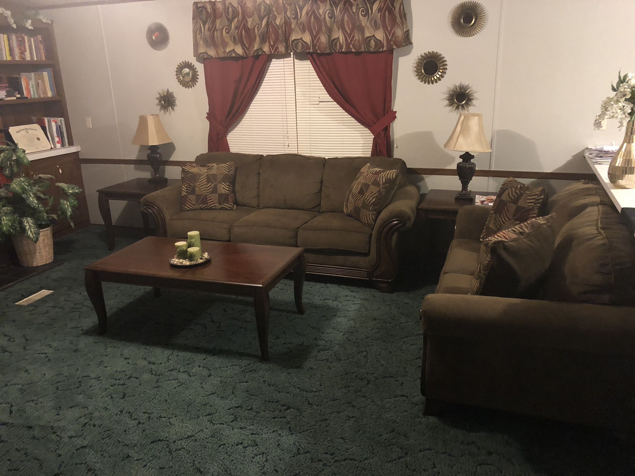 5 Piece Living Room Set Including Tables