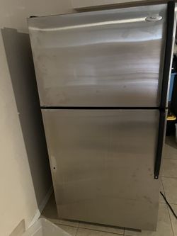 Refrigerator For Sale