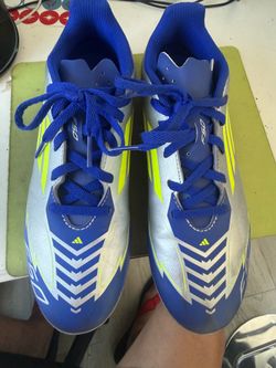 Adidas F50 club fg/mg j Messi soccer cleats size 5.5