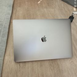 2019 16inch MacBook Pro i9, 32g ram, 2TB, Radeon 5500m 