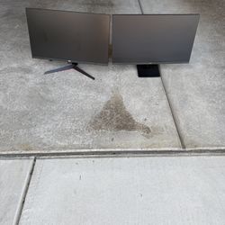 2 LG 27’ Monitors