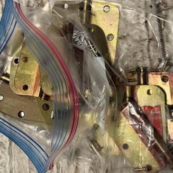 9 Door Hinges with Screws