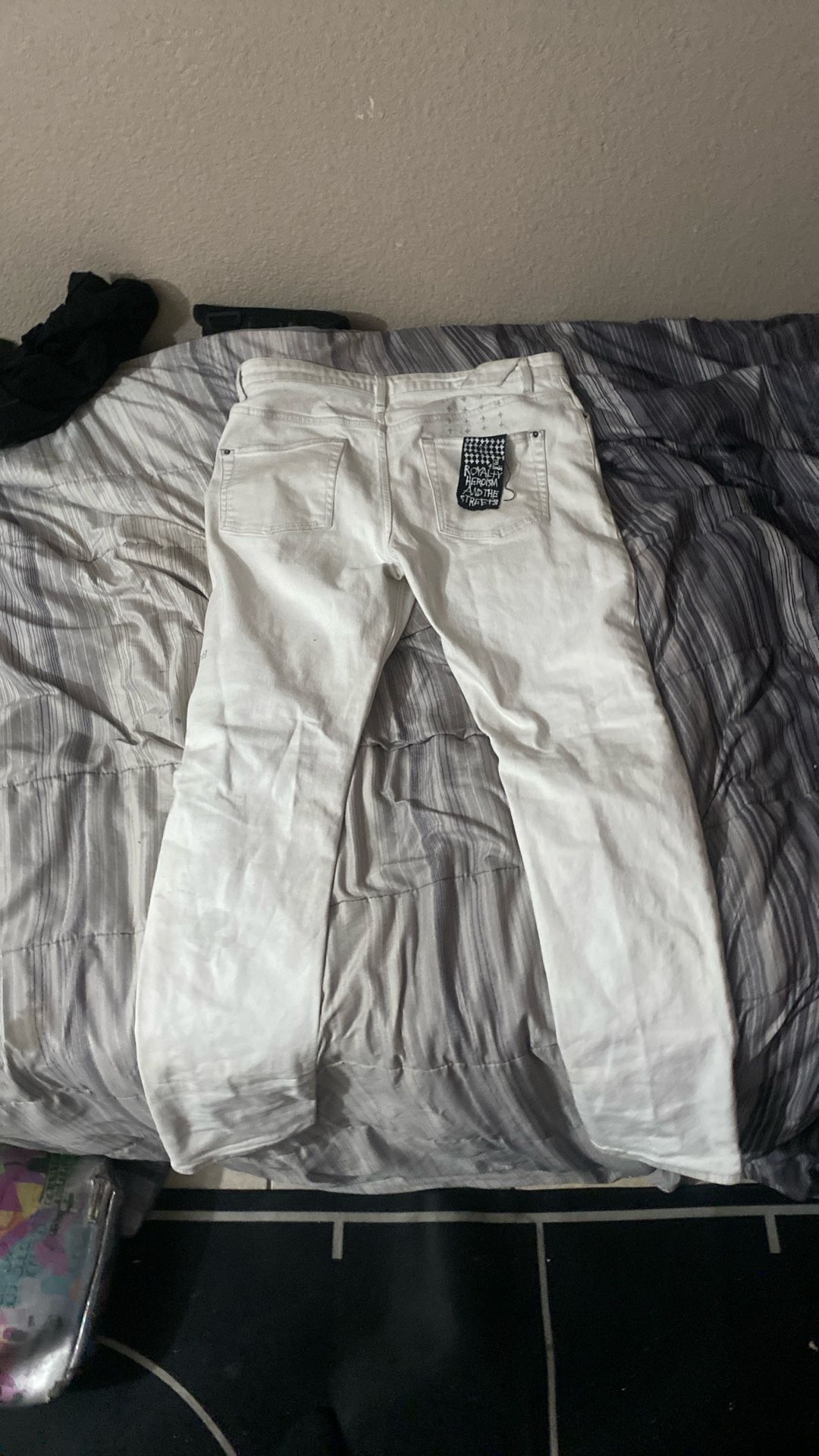 White Ksubis Worn Once