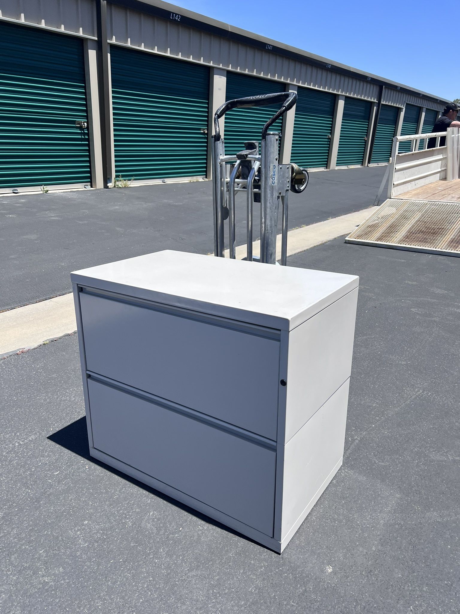 2-Drawer Lateral Filing Cabinet!