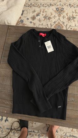 Guess women’s top