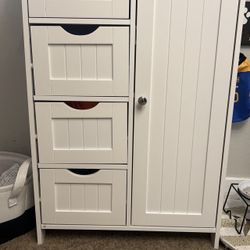 4 Drawer Cabinet With 2 Shelves