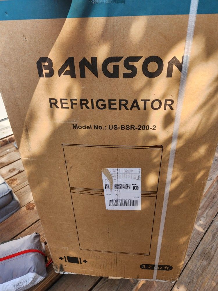 Bangson Mini Fridge With Freezer