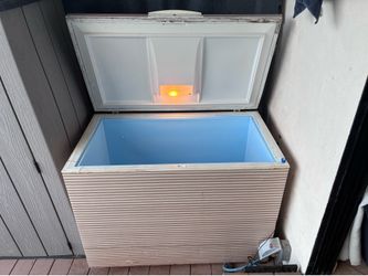 15 cu ft Chest Freezer