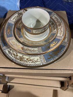 Mikasa Pompadour Blue 5 Piece Set. ( I Have 12 5 Piece Sets)