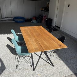 Wooden Dinning Table 
