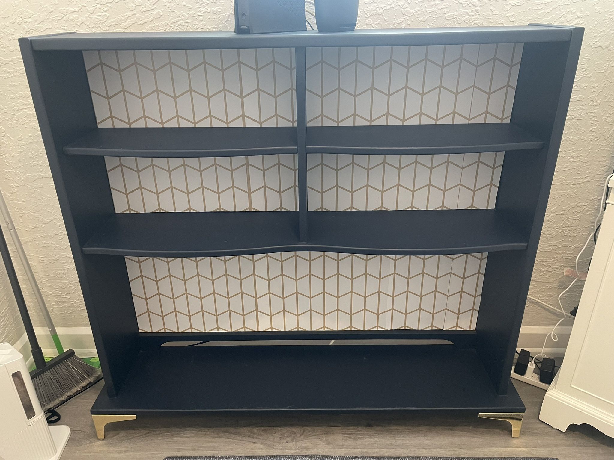 Bookshelf