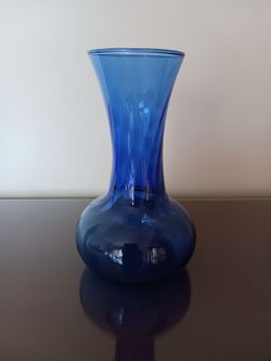 Medium Cobalt Blue Optic Swirl Bud Vase