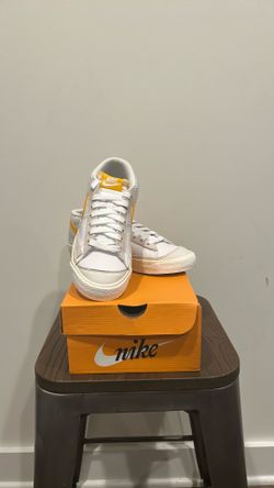 Brand new Blazer low pro club woman’s size 8