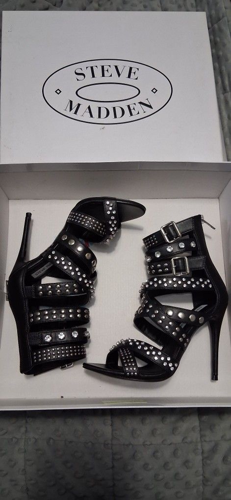 Steve Madden Shoes Size 6