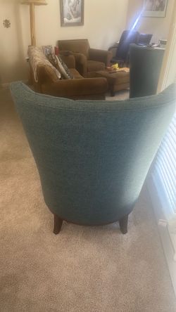 Wingback arm chair
