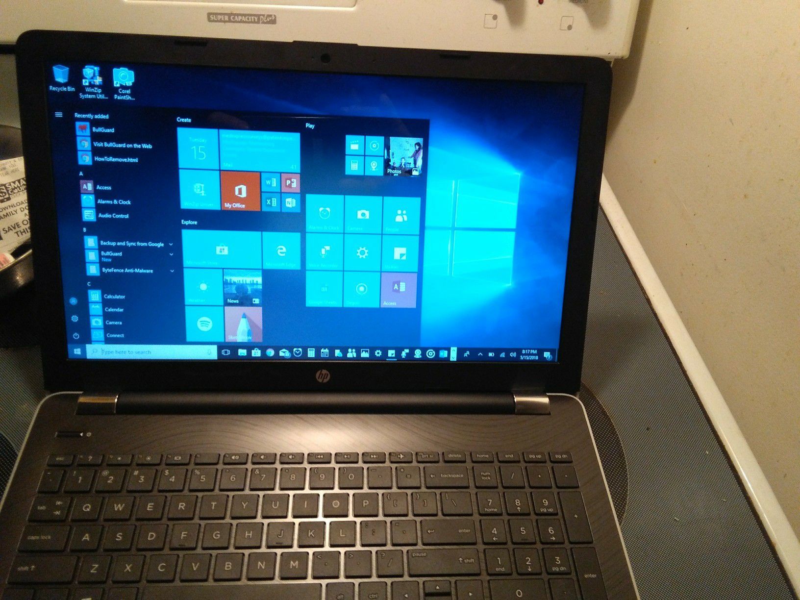 New Silver HP i5 laptop with 2TB