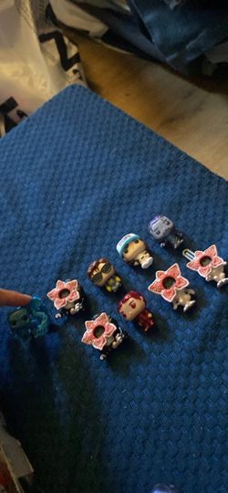 Trading or selling stranger things mini pop figurines