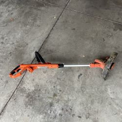 Black and Decker Weed Trimmer