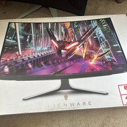 Alienware 32(Gaming monitor)