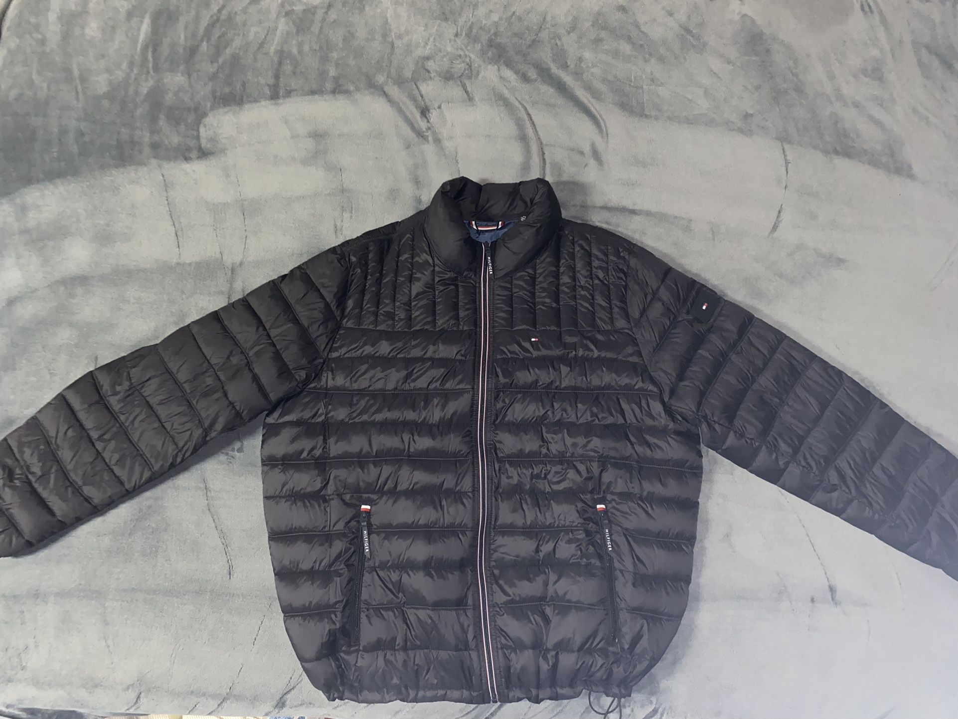 XXL Tommy Hilfiger Lightweight Puffer w/Bag