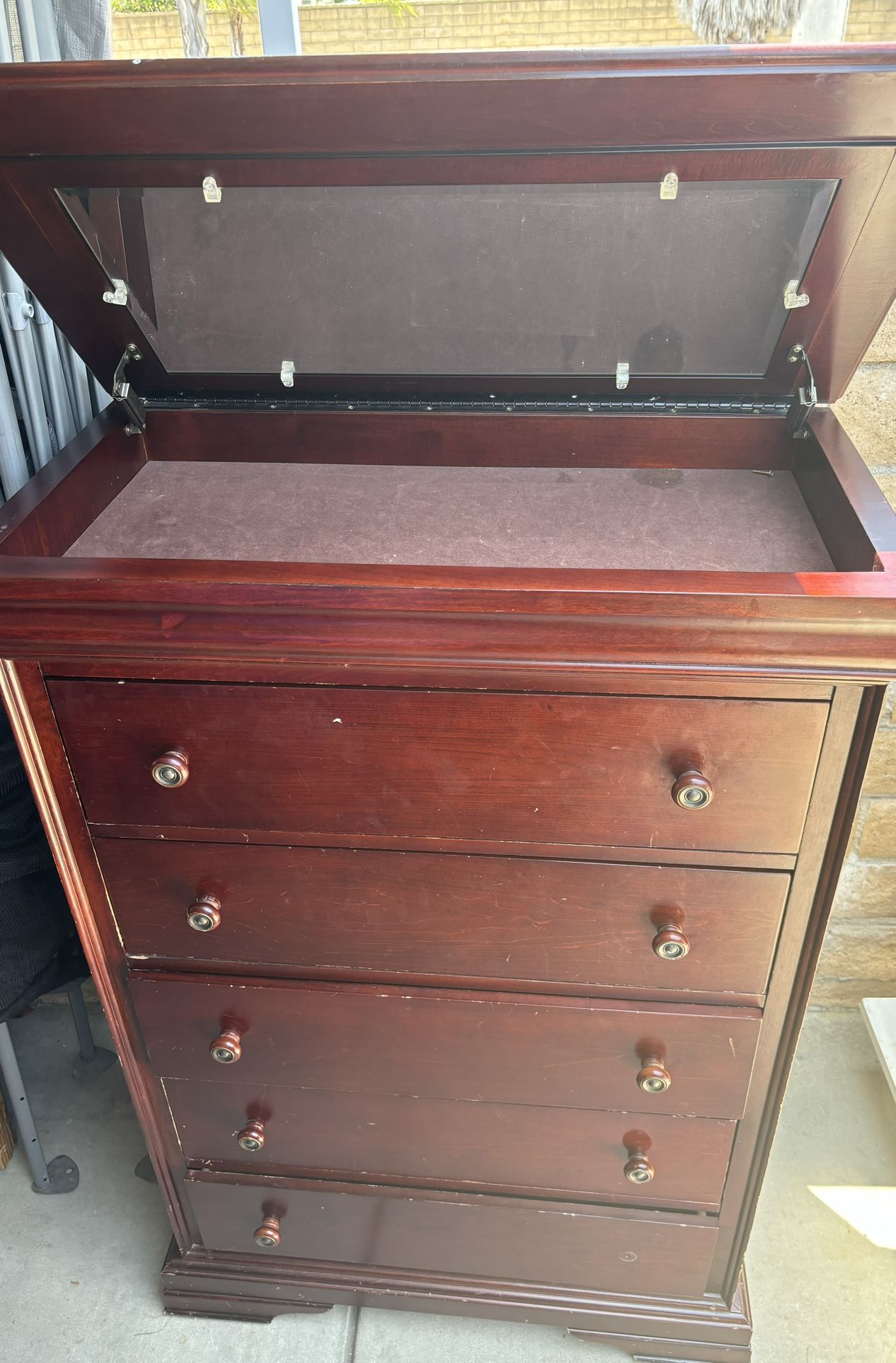 Cherry Wood 5 Drawer Dresser w/ Flip Up Mirror