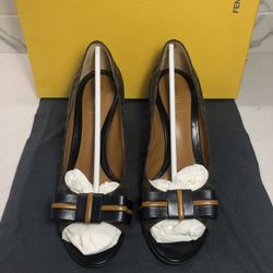 Authentic Fendi Zucca Tobacco/Nero Pumps Size 37