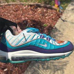 Air Max 98 Charlotte Hornets Edition 