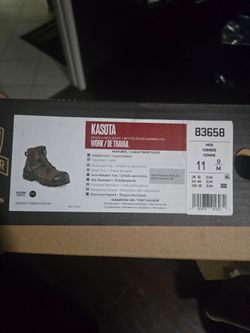 Steel toe boots
