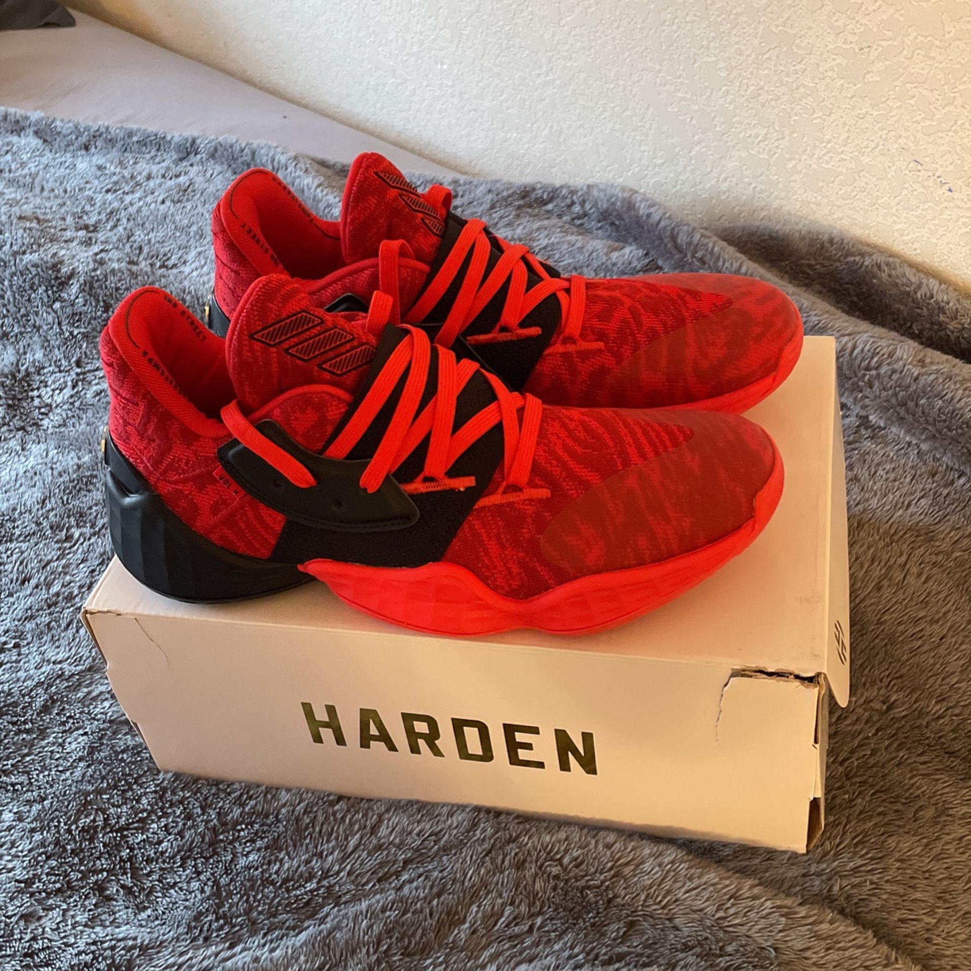 Harden Vol. 4 | Size 9