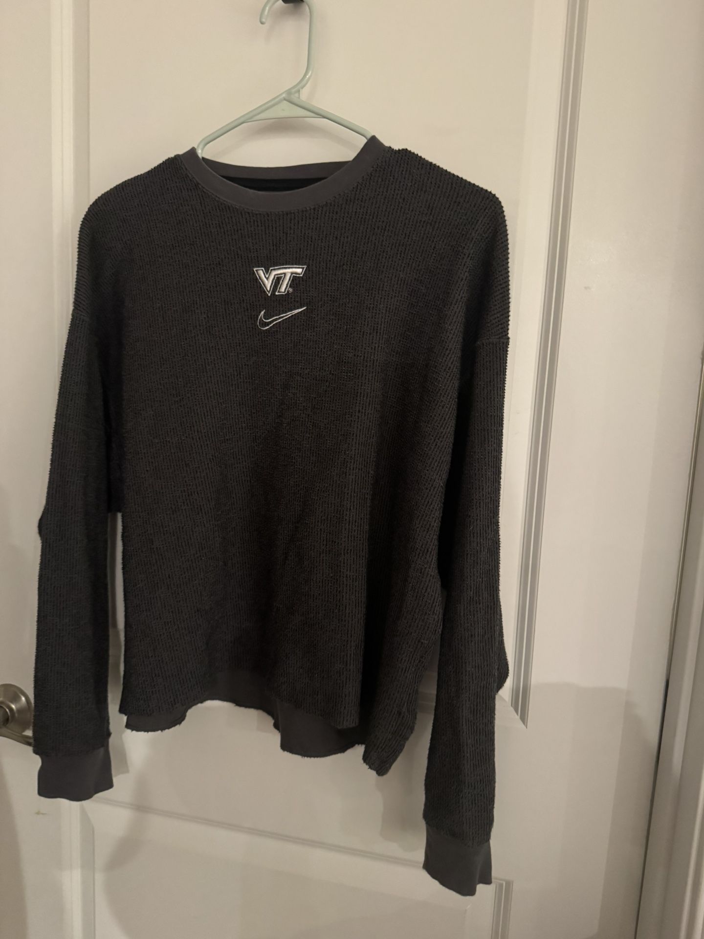 VA Tech Nike Gray and Black Logo Shirt Size Small