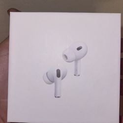 Apple AirPods PRO 2nd Generation/Noise Cancelation w/ APPLE CARE until 6/28/26