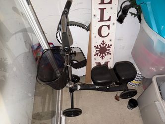 Knee scooter