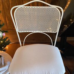 Indoor/ Outdoor Chair 
